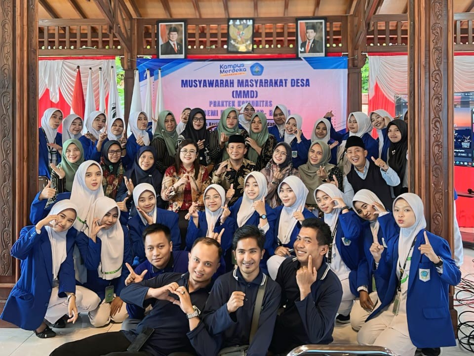 Dokumentasi Penutupan Praktek Komunitas 2025